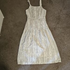 Chic Striped Midi Dress in Cream